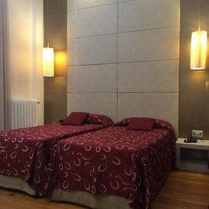 Camera con letto queen size